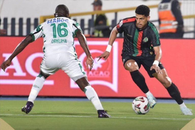 الرجاء والجيش الملكي يتقاسمان النقاط في كلاسيكو بلا أهداف الرجاء والجيش الملكي