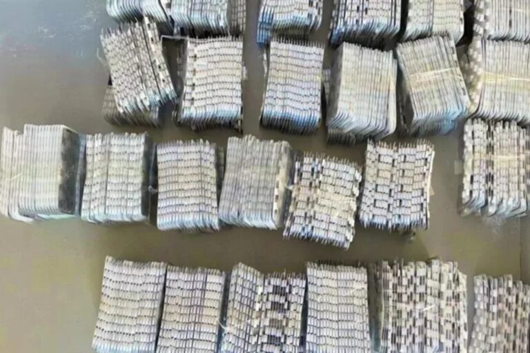 الناظور تحقق في تهريب 76 ألف قرص مخدر من أوروبا 76 ألف قرص مخدر