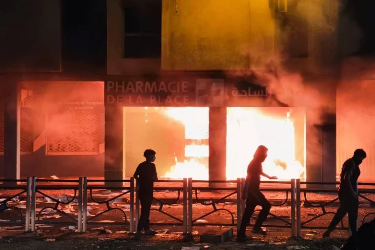 263 جريحاً من القوات العمومية و409 موقوفين في أحداث شغب واسعة أحداث شغب